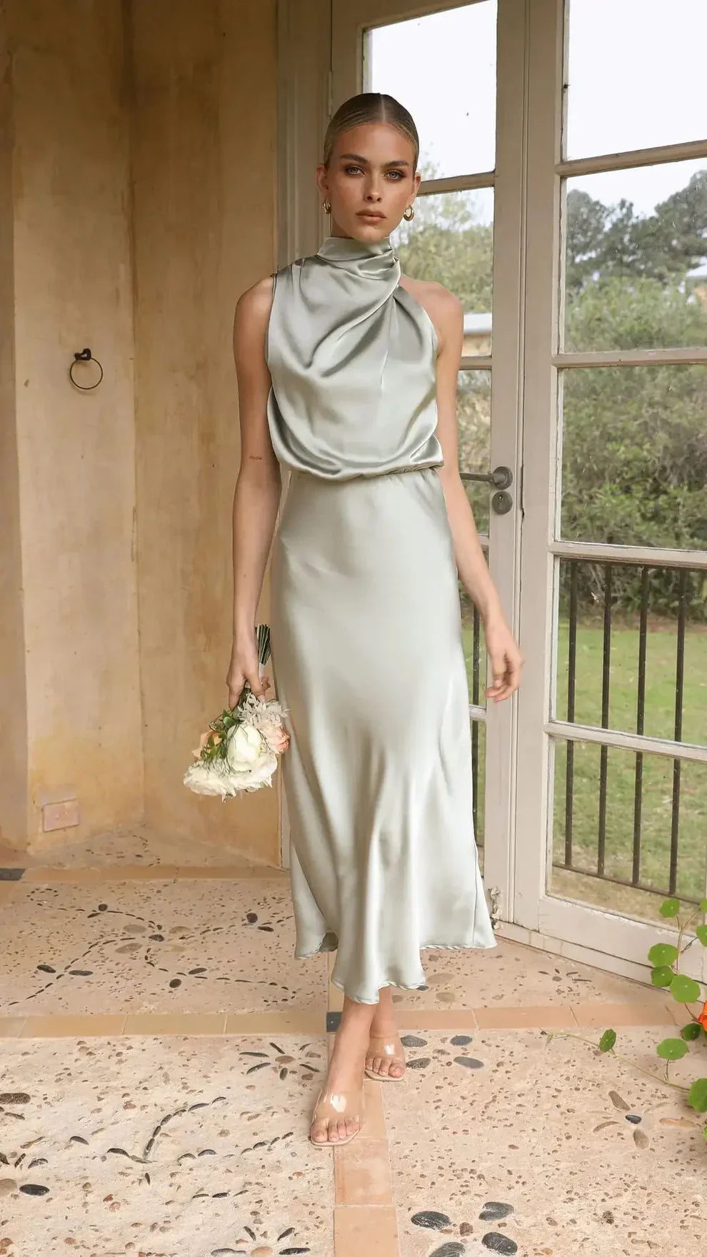 Briony – Abito elegante in raso con scollo all'americana